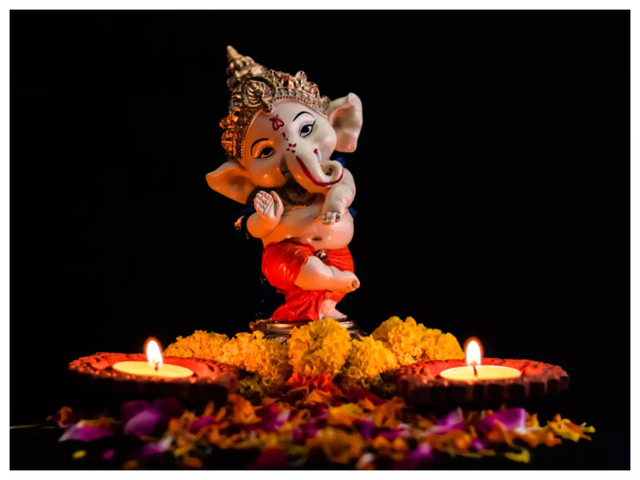 A Stylish Lantern Theme Decor for Ganesh Chaturthi in your City | Bangalore