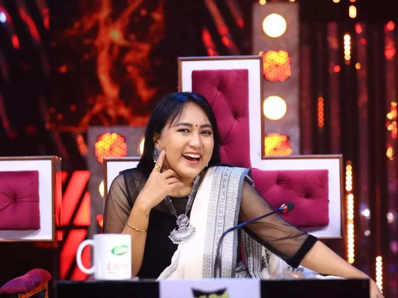 Anee: Bigg Boss Telugu 5 contestant Anee Master's profile, photos and  everything you need to know about the choreographer-TV judge - Times of  India