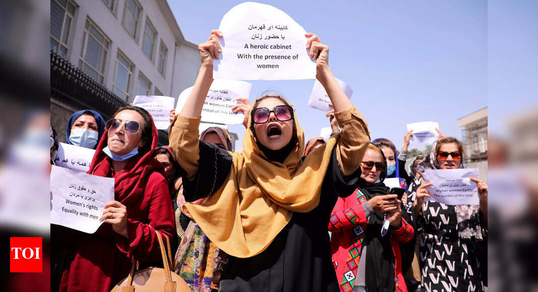 Taliban shoots Afghan policewoman in front of her family