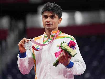 Tokyo Paralympics: Mom's special day as Noida DM Suhas grabs historic silver