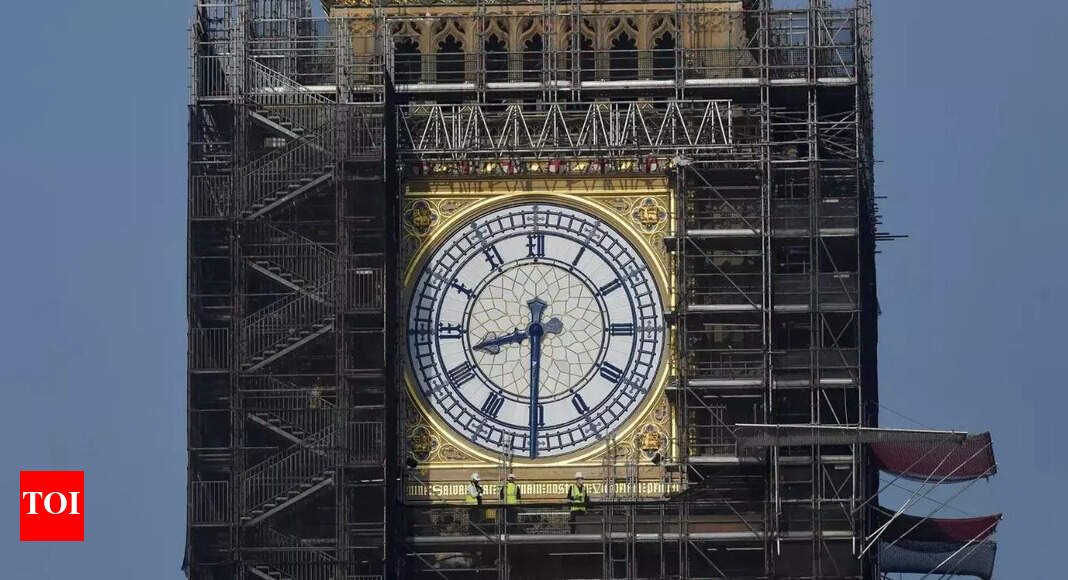 UK’s Big Ben tower gets the blues as clock hands return