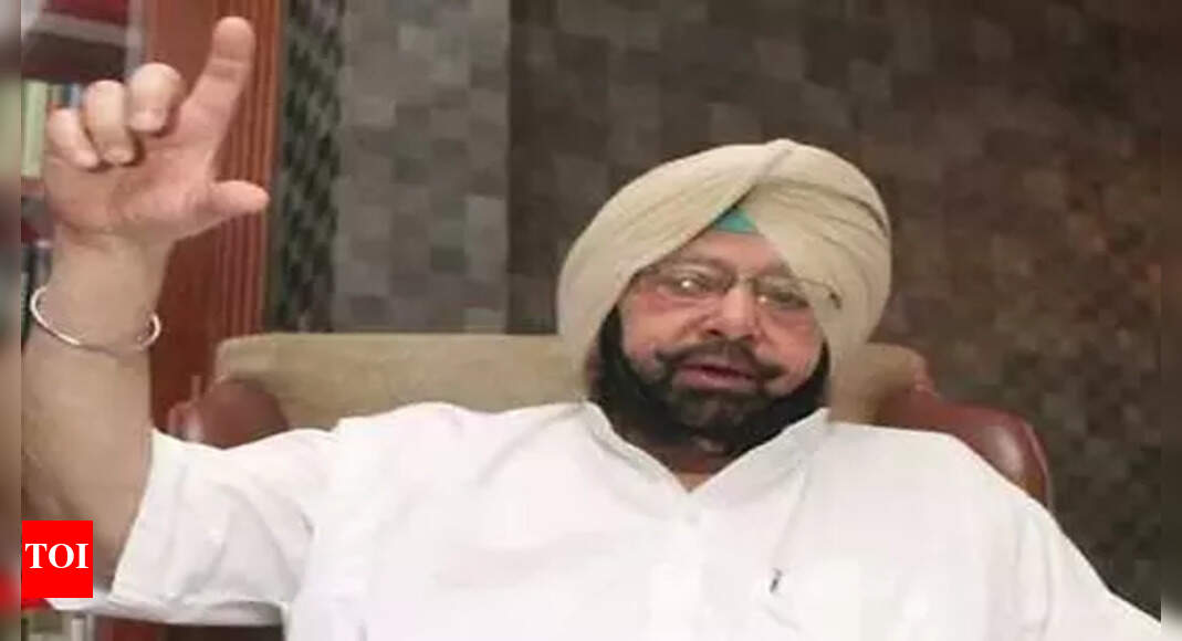 Punjab CM Amarinder Singh takes dig at two dissident ministers over Batala issue