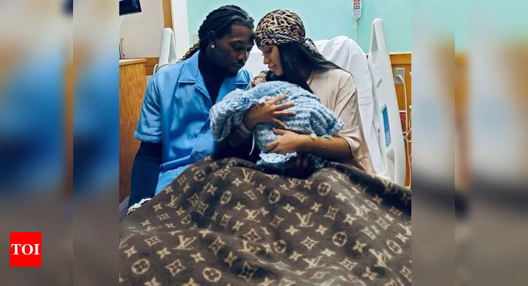 Cardi B And Offset Shares A Picture As She Announces The Birth Of Her ...