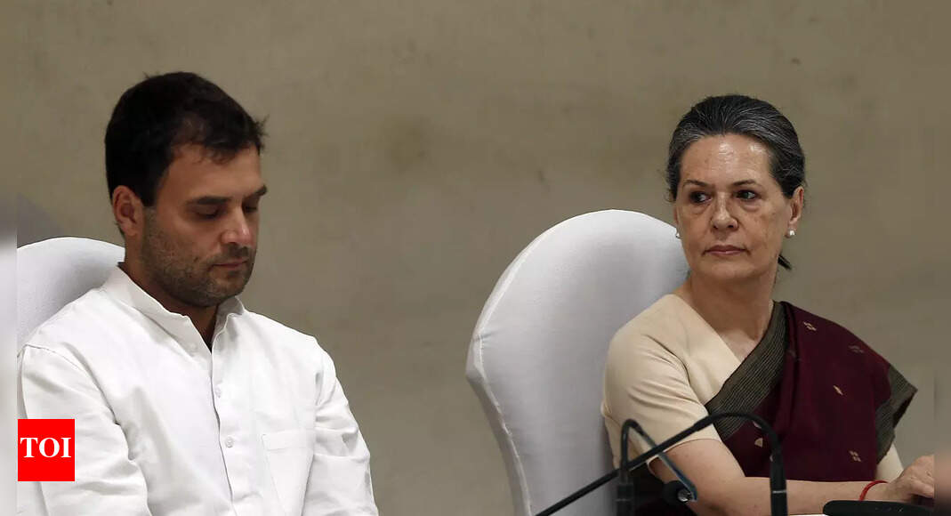 Congress vs Congress: Will the Grand Old Party survive battle within?