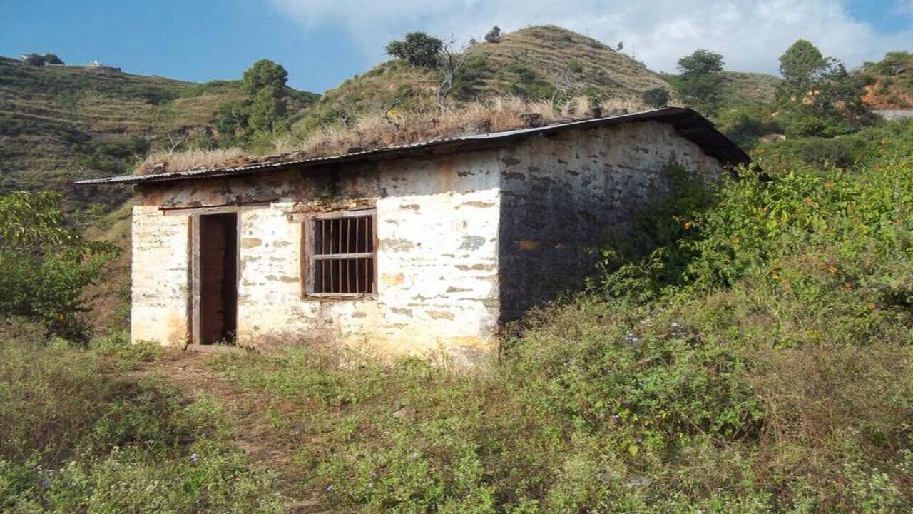 Dak bungalow where Vivekananda stayed in 1901 razed to build meditation  centre | Dehradun News - Times of India