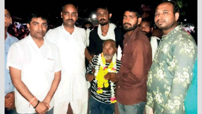 Three friends’ message helps Ajmer man to reunite with family