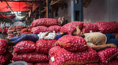 Erratic monsoon may lead to rise in onion prices: Report