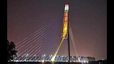 Delhi: Wait longer for 360° view from Signature Bridge as elevator permit stuck