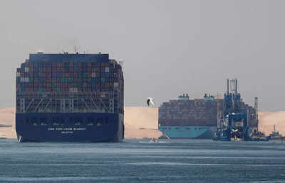 Vessel runs aground, briefly blocking part of Suez Canal