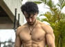 Bollywood celebs who sport the best abs