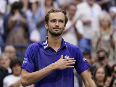 'Experienced' Medvedev the last hurdle in Djokovic's pursuit of history