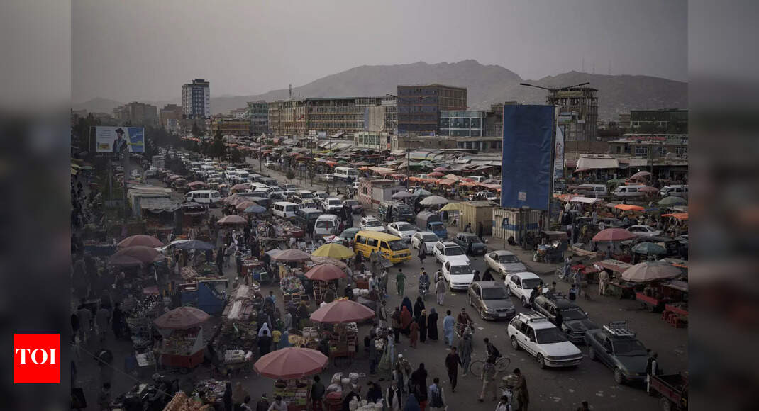 , Kabul airport women brave fears to return to work, The World Live Breaking News Coverage & Updates IN ENGLISH