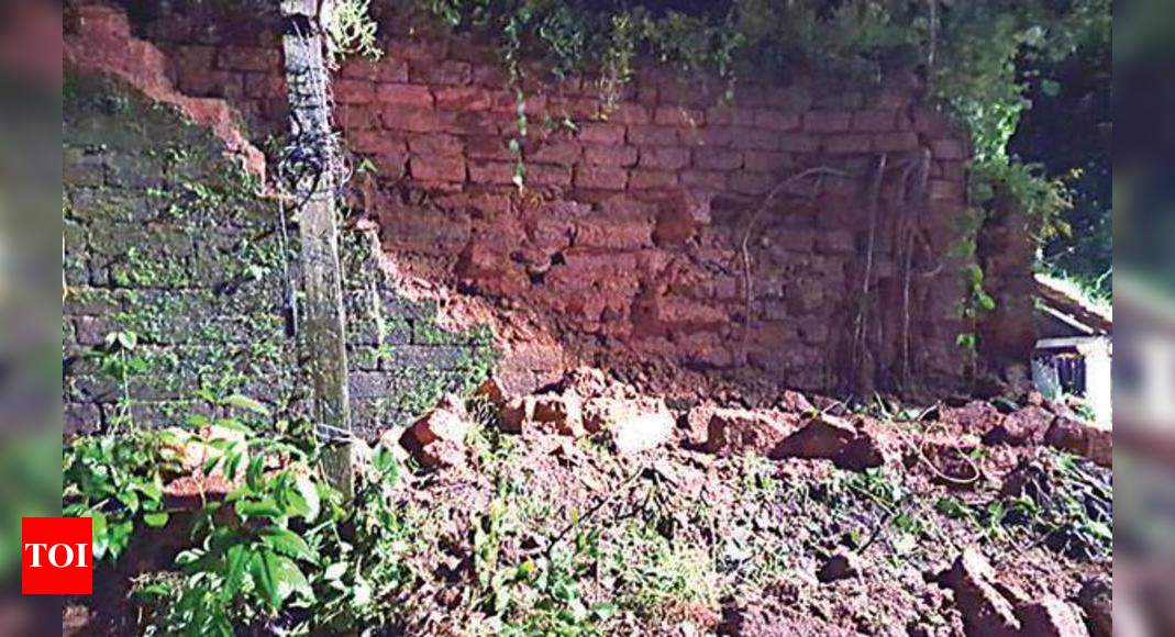 Portuguese era wall at Quepem falls due to rain