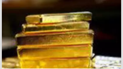 Kerala: 3.7kg gold seized at Karipur airport