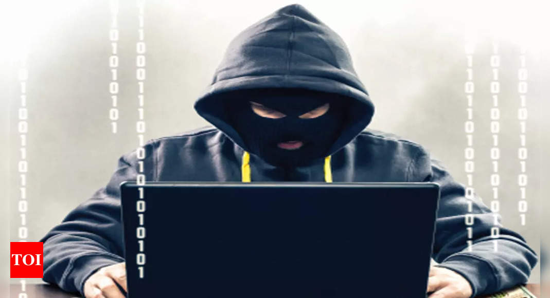 Cyber gangs target academics, create fake FB profiles