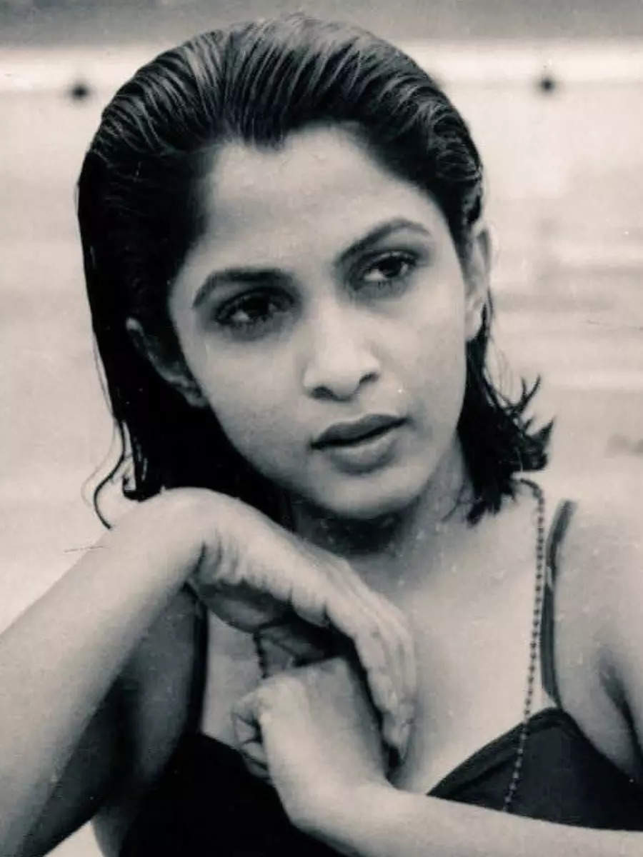 Happy Birthday Ramya Krishnan 10 Glamorous Pictures Of The Actress Times Of India 8873