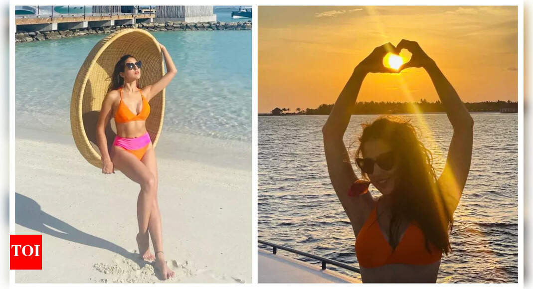 Sara’s bikini pics from her beach vacation
