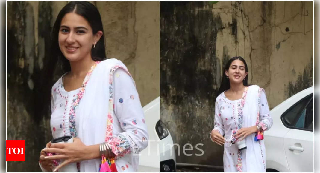 Sara Ali Khan gets snapped outside a production house; Is a new project ...