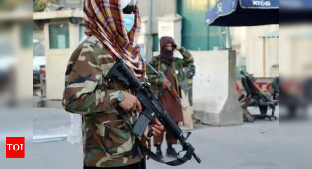 Talebani: la famiglia di un ostaggio americano tenuto dai talebani chiede il licenziamento dell’inviato