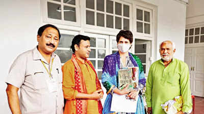 A delegation under the Braj Parvat Evum Paryavaran Sanrakshan Samiti (BPEPS) met Congress leader Priyanka Gandhi on September 11
