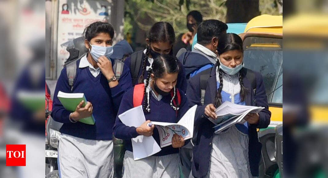 , Delhi govt rope in professionals to mentor school students for career guidance, The World Live Breaking News Coverage & Updates IN ENGLISH