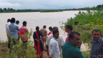 Amravati: 11, including 4 children, drown in Wardha river boat capsize