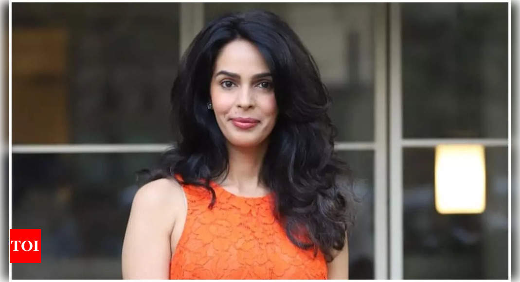 Mallika Sherawat: People should expect that I am going to smoke and be ...