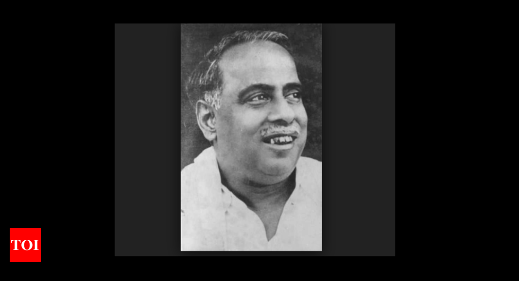 Annadurai Annadurai Birth Anniversary Dmk Aiadmk Leaders Pay