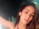 Mira Rajput stuns in a thigh-high strapless dress, glamorous pictures go viral