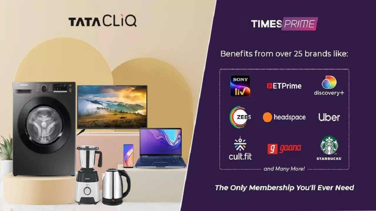 View Tata CLiQ Online Shopping Store Advertisements in Newspaper