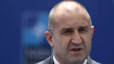 Bulgaria's President appoints interim government ahead of polls