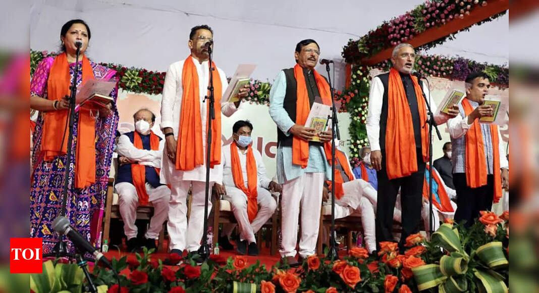 Guj: CM Patel keeps home; none from Rupani govt retained