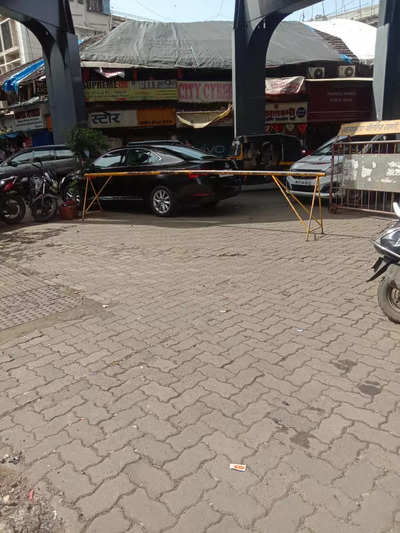 Encroachment on public space and illegal obstacles