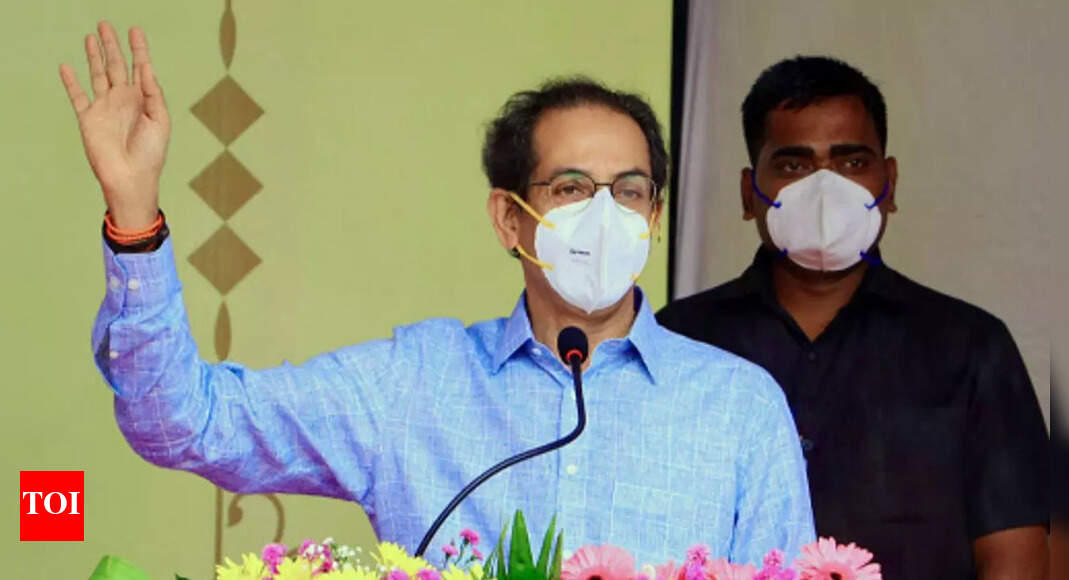 A hint at alliance? Uddhav&rsquo;s remark on BJP mantris sparks speculation