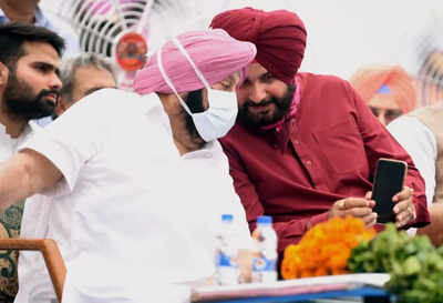 Sidhu unstable, dangerous, anti-national: Amarinder