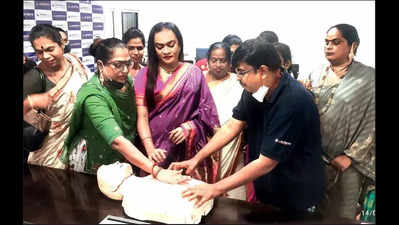 Pune: Hospital trains transgenders to be first responders to mishaps