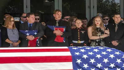 Mourners in California honour 3 Marines killed in Afghanistan