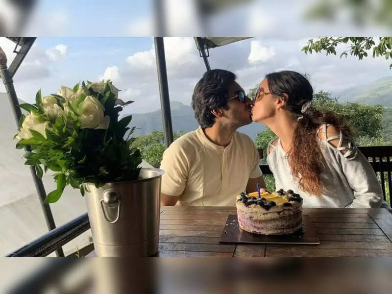 Sanaya Irani thanks hubby Mohit Sehgal for making her ‘birthday getaway’ special, also thanks fans for their warm wishes