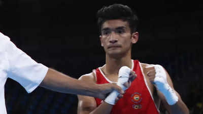 Shiva Thapa storms into semi-finals of boxing nationals