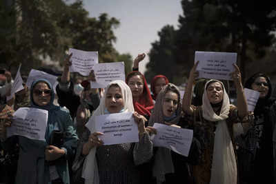 Afghan activists protest outside shuttered women affairs ministry