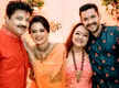 
Udit Narayan confesses that he still roams around in towel at home even after son Aditya Narayan's marriage with Shweta Agarwal
