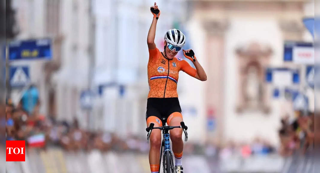 overfladisk Ondartet lavendel van dijk: Dutch ace Elle van Dijk wins world time-trial title for second  time | More sports News - Times of India