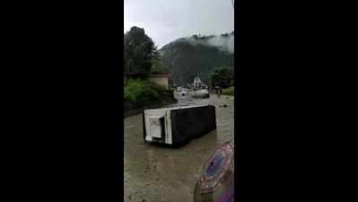 Cloudburst wreaks havoc in Chamoli district