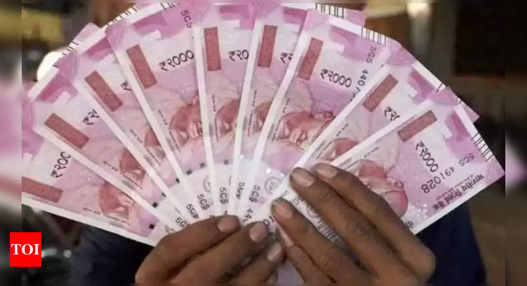 average-salary-hike-in-2022-to-be-8-6-survey-times-of-india