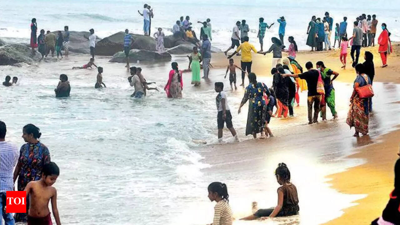 Blue Flag Beaches in India: Kovalam beach in Tamil Nadu & Eden in  Puducherry get Blue Flag certificate | Chennai News - Times of India