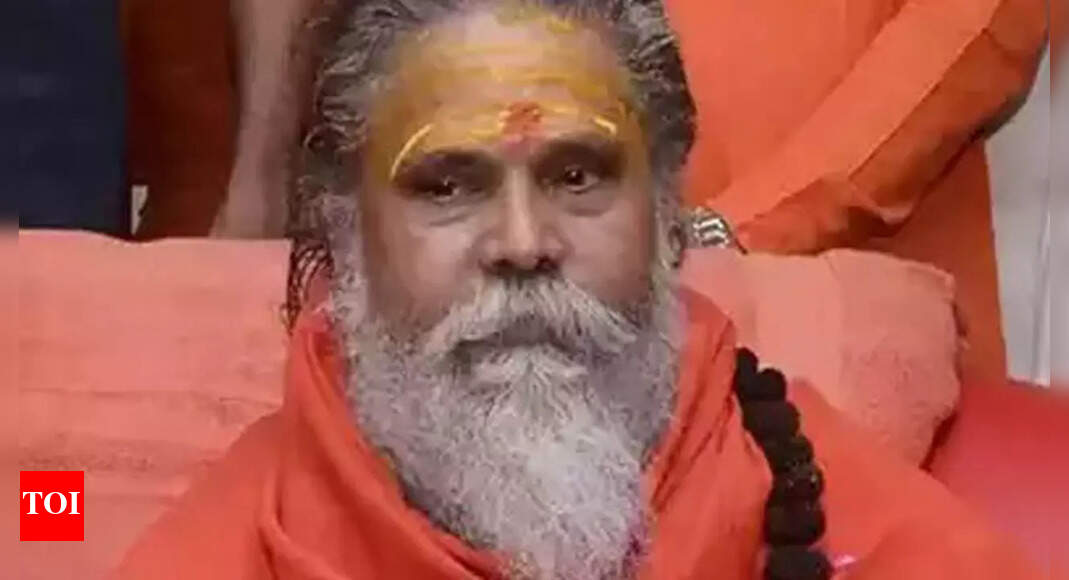 &lsquo;Blackmailed over morphed pic with girl,&rsquo; says Giri&rsquo;s &lsquo;suicide note&rsquo;