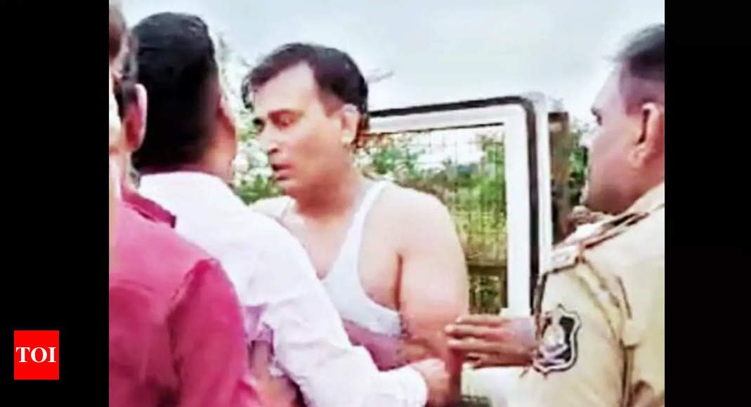 Rajkot Drunk Cop Runs Away With Police Car Held For Obscene Act Rajkot News Times Of India 8765