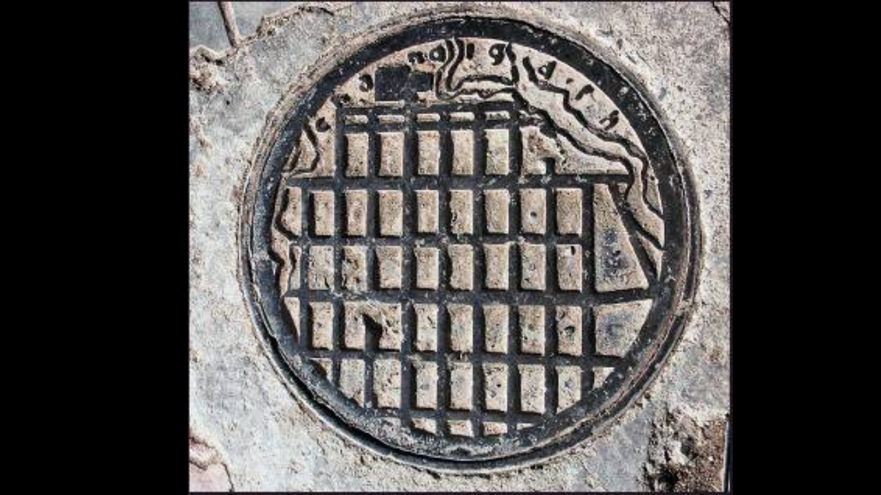10 The manhole cover: where we fail when it comes to customers.