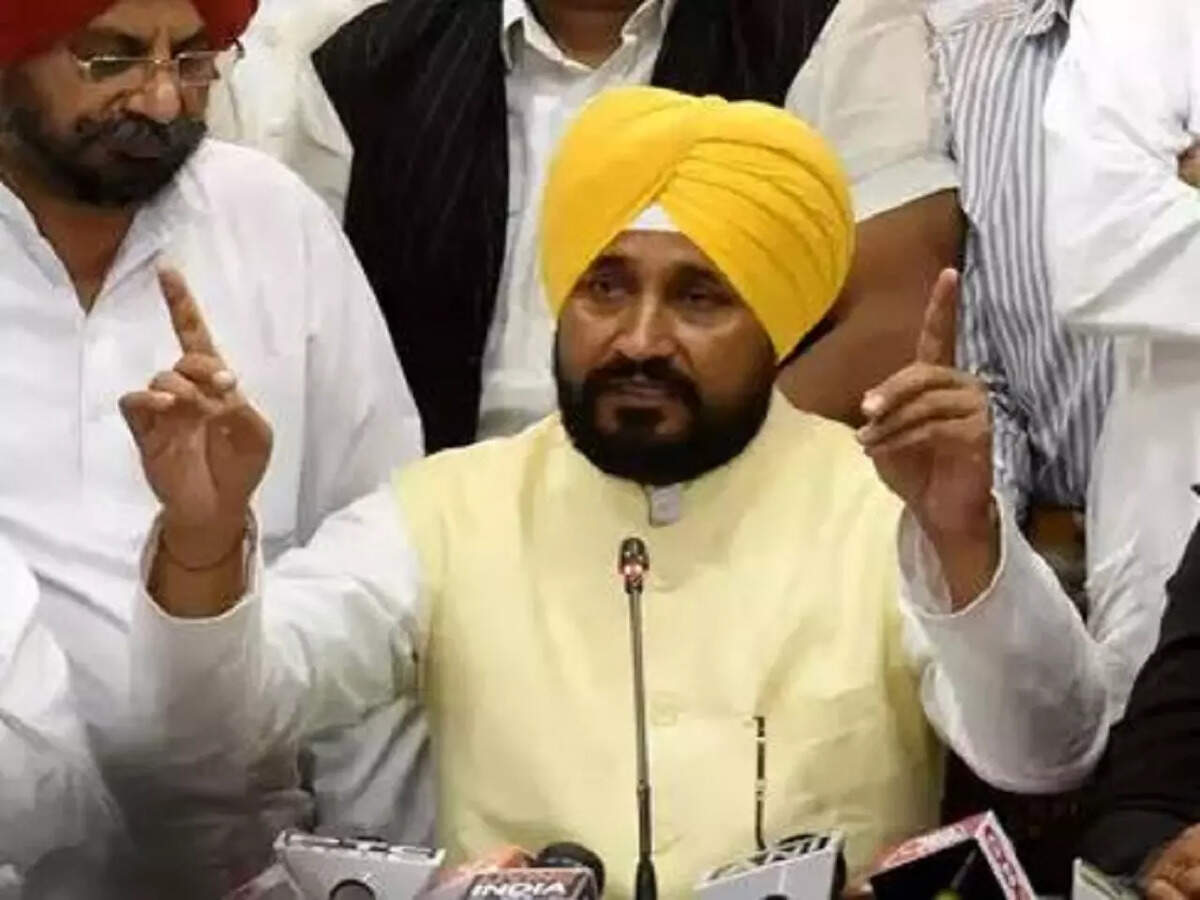 punjab: Charanjit Singh Channi: Punjab CM Charanjit Channi recites poem,  promises people 'new dreams' | India News - Times of India