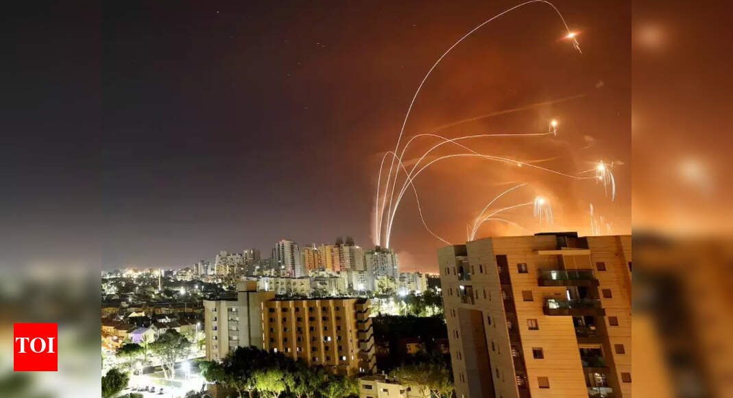 Faceoff: Should US fund Israel’s Iron Dome? Debate divides Twitter
